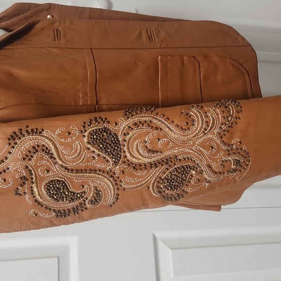 Vintage Beaded Wilsons Leather blazer - Picture 2 of 12